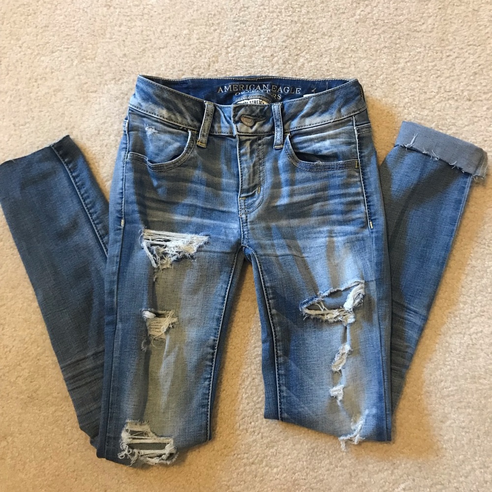 American Eagle ripped jeans